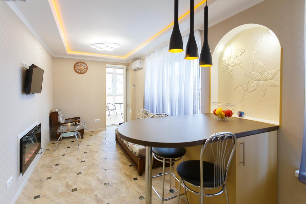 Apartment Near Railway Station Київ Екстер'єр фото