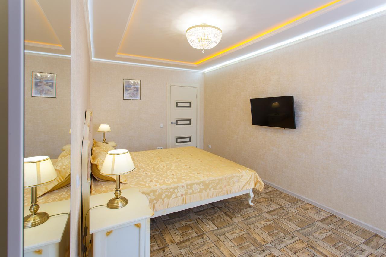 Apartment Near Railway Station Київ Екстер'єр фото